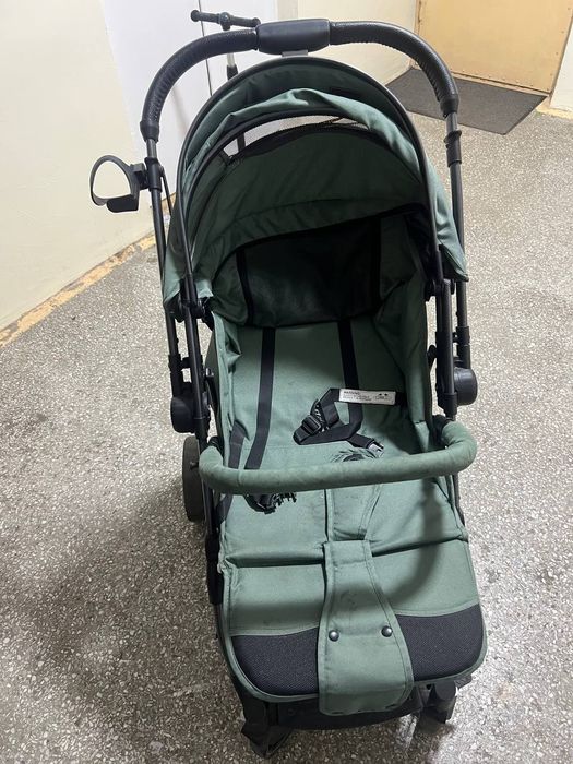 пподаю детскую уоляску