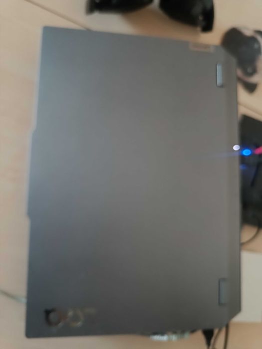 Laptop gaming + monitor
