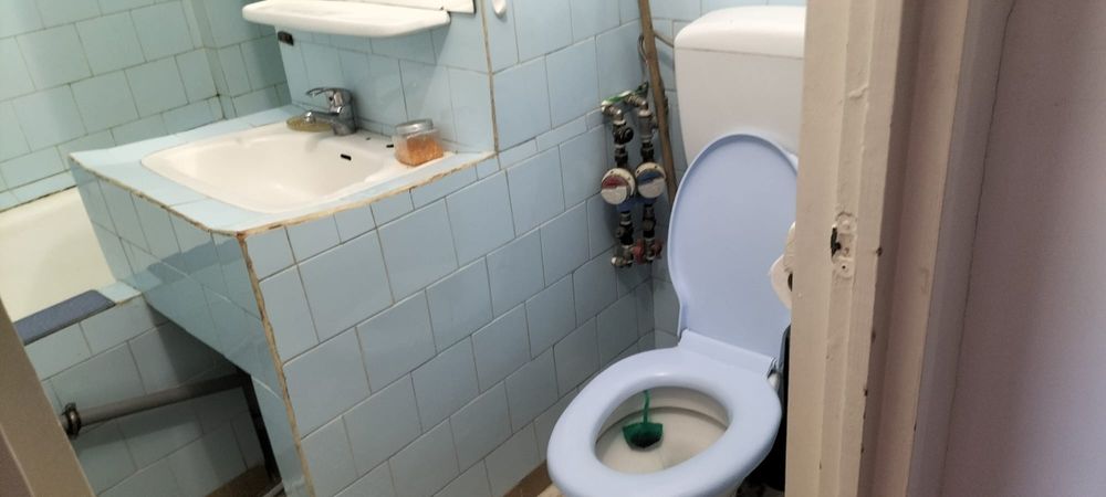 Dau în chirie 2 camere negociabil