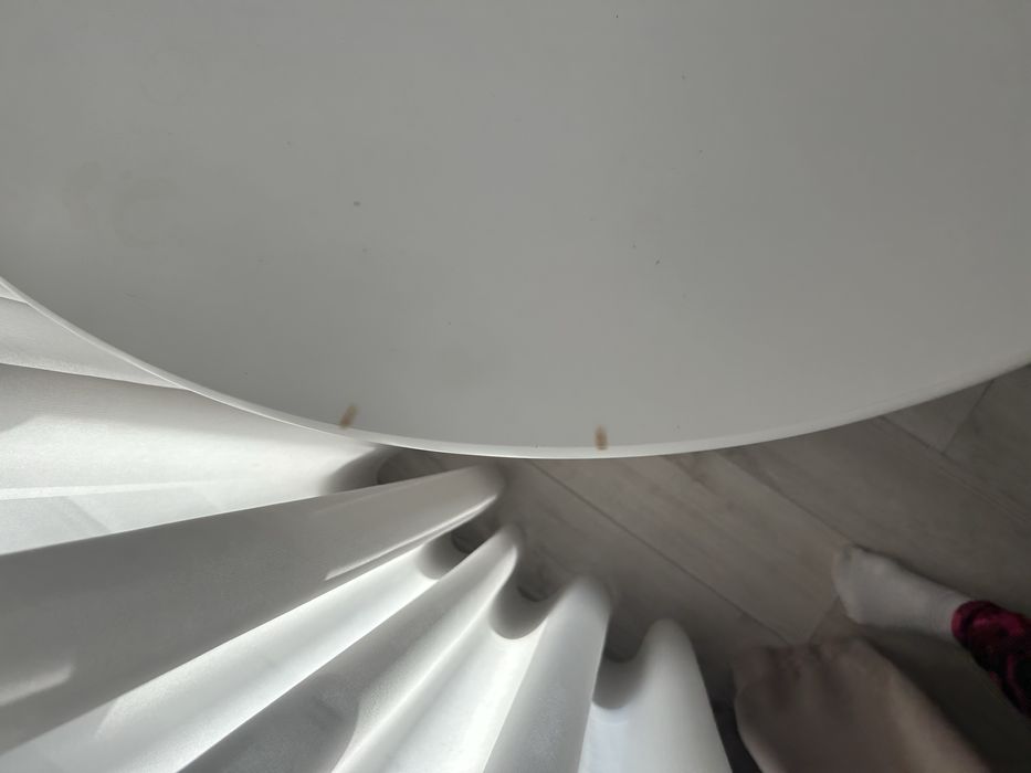 Masă Jysk model JEGIND Ø105 cm alb/natur