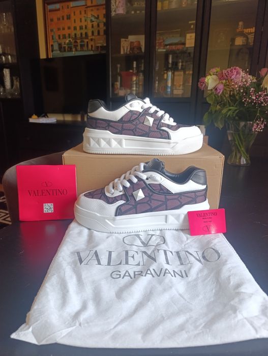 Valentino Garavani One Stud