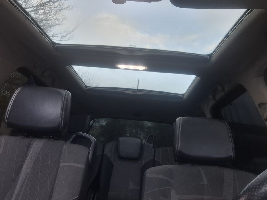 Renault megane scenic 7 locuri