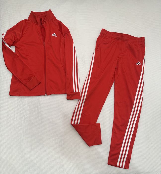 Костюмы на девочку на возраст 13-14 лет (рост 158-164)