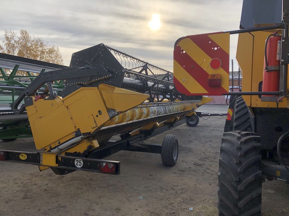 Продам жатку  Biso 9000