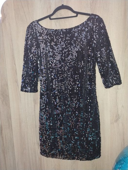Къса рокля с пайети