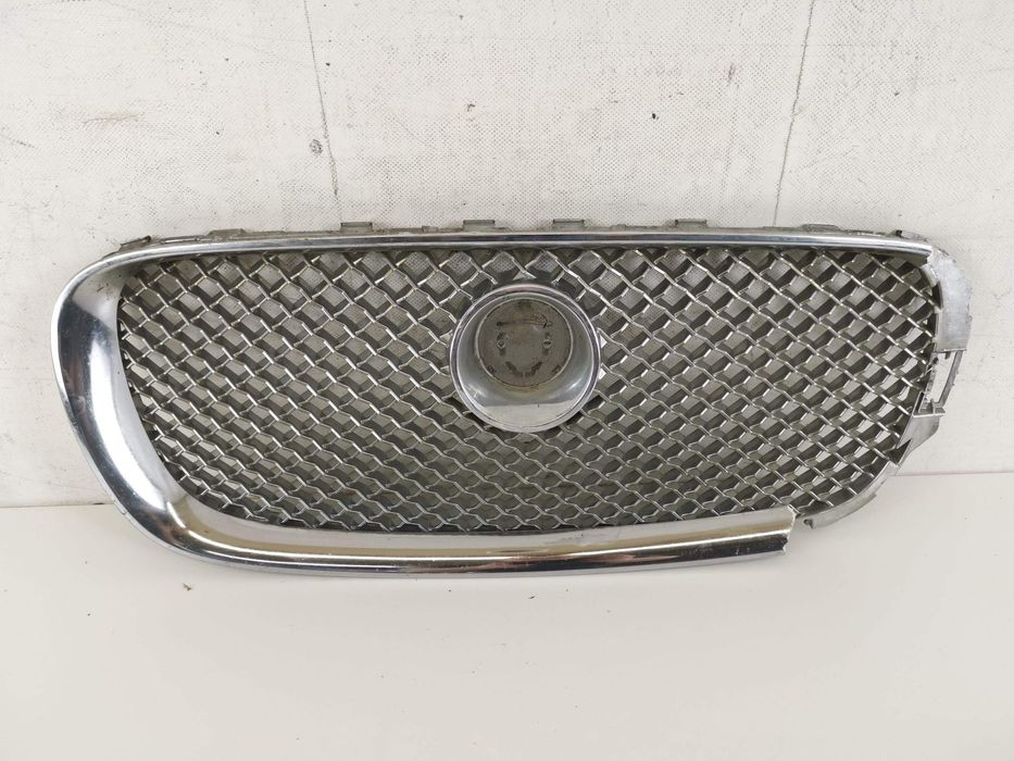 Радиаторна решетка Ягуар ХФ / Jaguar XF X250 [ - ] Оригинална Автомоби