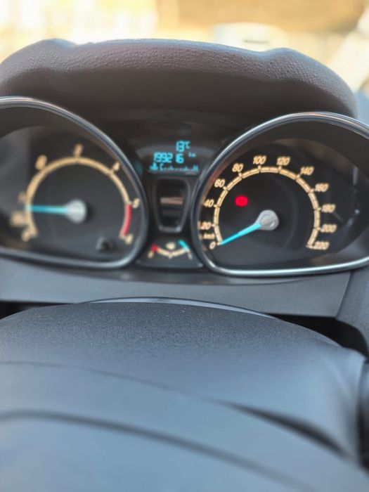 Vând Ford Fiesta Diesel 1.5