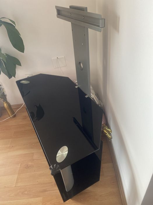 Oferta UltimaSuport TV din sticlă - Preț negociabil