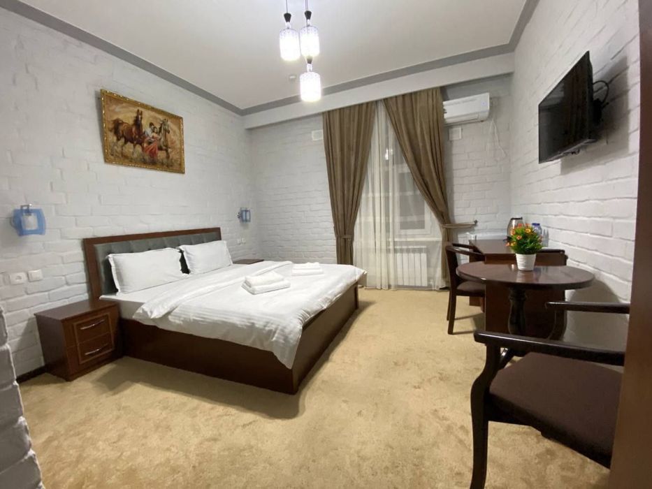 Hotel, faqat pasport 24/7