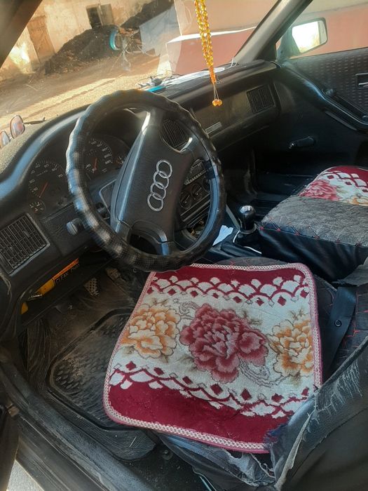 Продам машину ауди 80