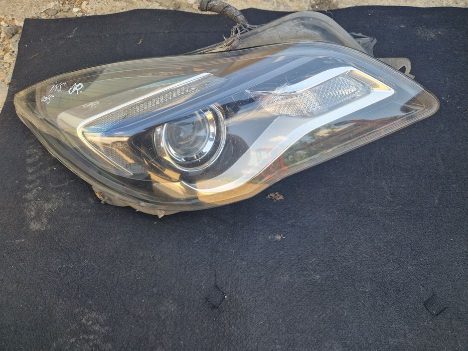 Faruri halogen Opel Insignia 2015
