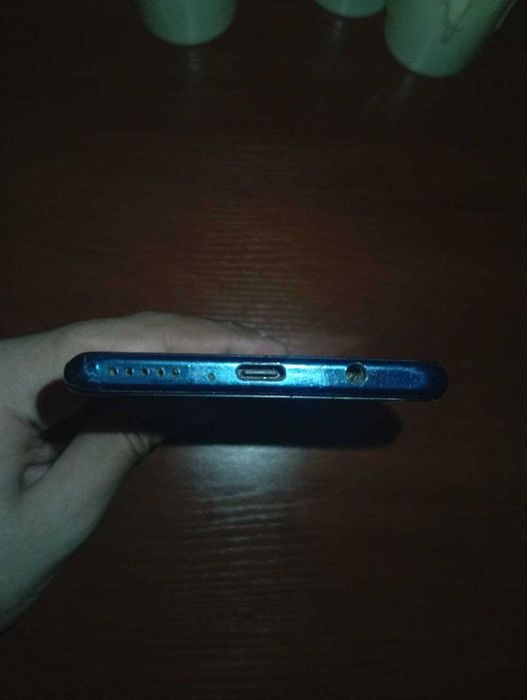 Huawei P30 Lite 128GB — работает, есть трещина и нагрев