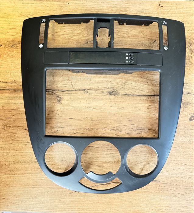 Gentra ramka soat Жентра рамка соат