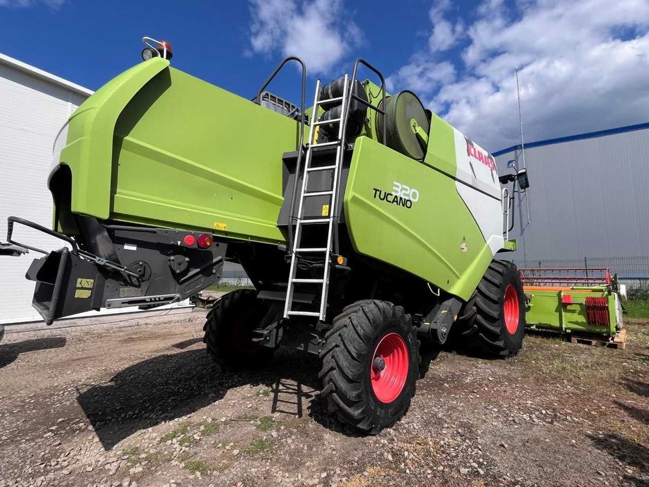Combina CLAAS Tucano 320- PROMO