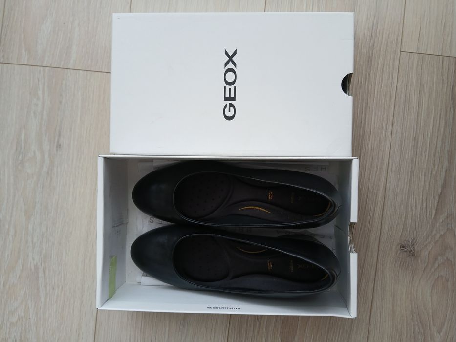 Дамски обувки GEOX