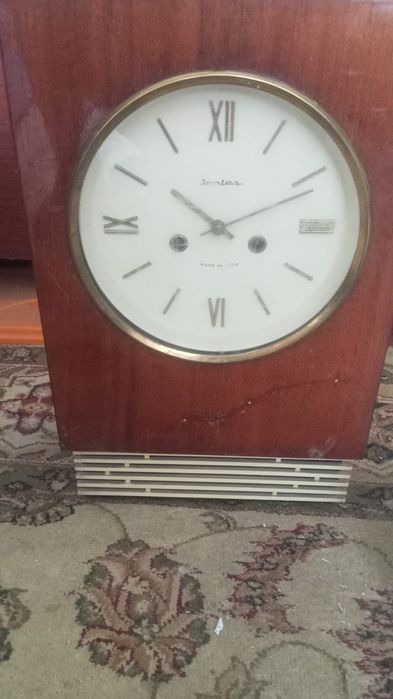 Продам часы, старые рабочие