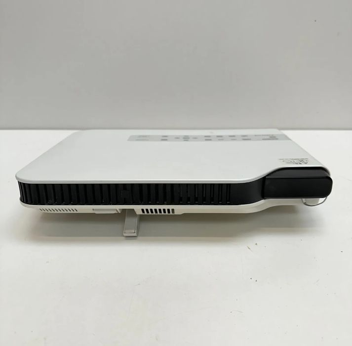 Proiector Laser home cinema Casio XJ-A131  1024x768 2000 Ansi Lumens