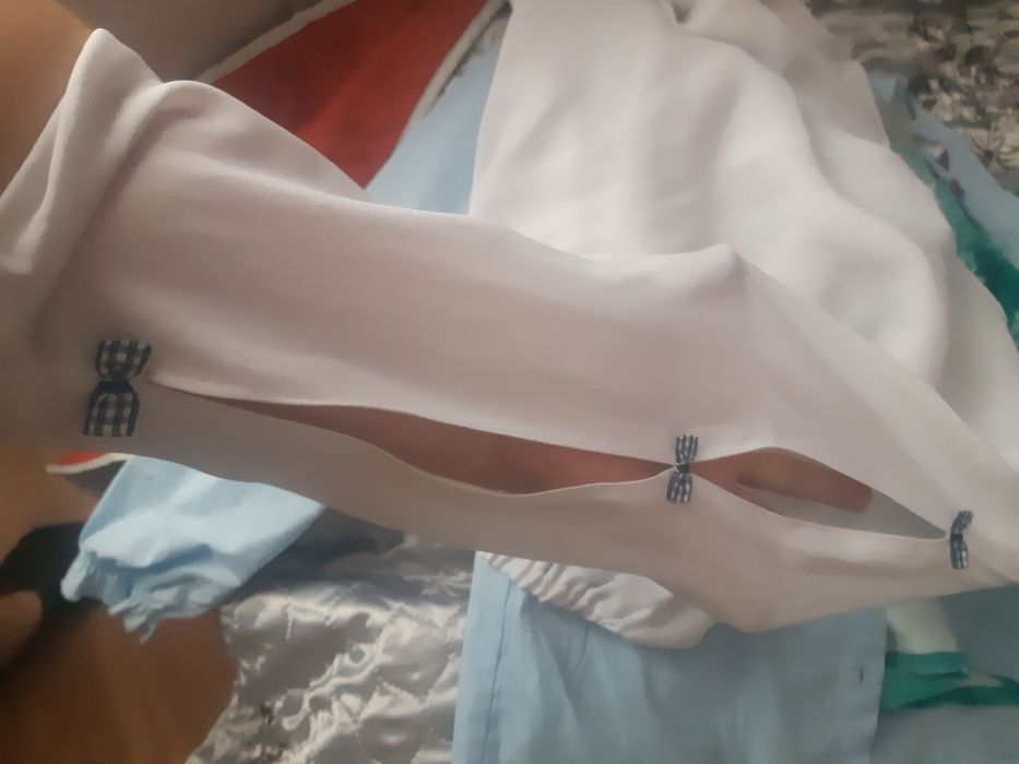 Блузки по 1500 на девочку