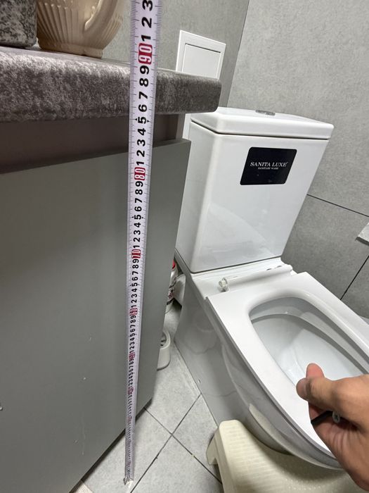Продам тумбу с раквиной