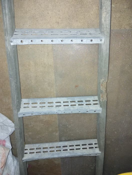 Лестница стулья  состояние б/у