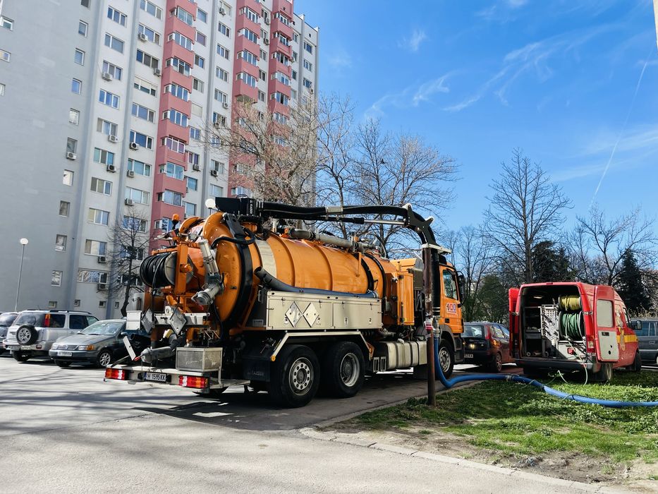Фирма За източване и отпушване  на ями,шахти тоалетни на Канали Шумен