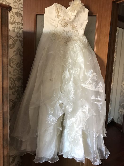 Платье нарядное