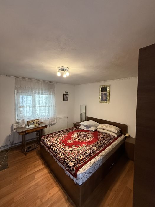 Casă de vânzare – Bucșani, Dâmbovița, teren 1300 mp