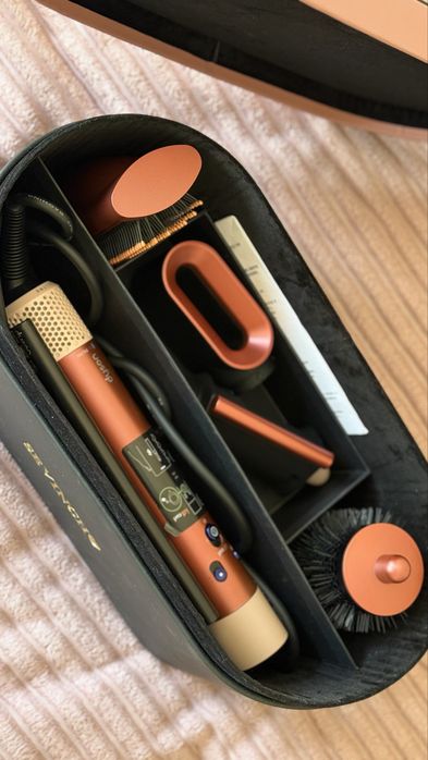 новый стайлер Dyson