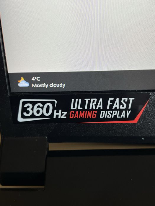 Геймърски лаптоп MSI GL76 360Hz+RAZER MAMBA TOURNAMENT