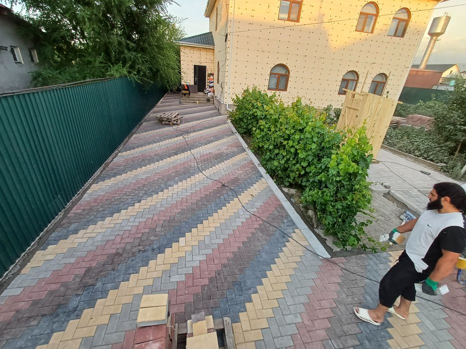 Укладка брусчатки