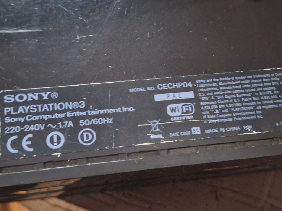 Продавам PlayStation 3 CECHP04 FAT