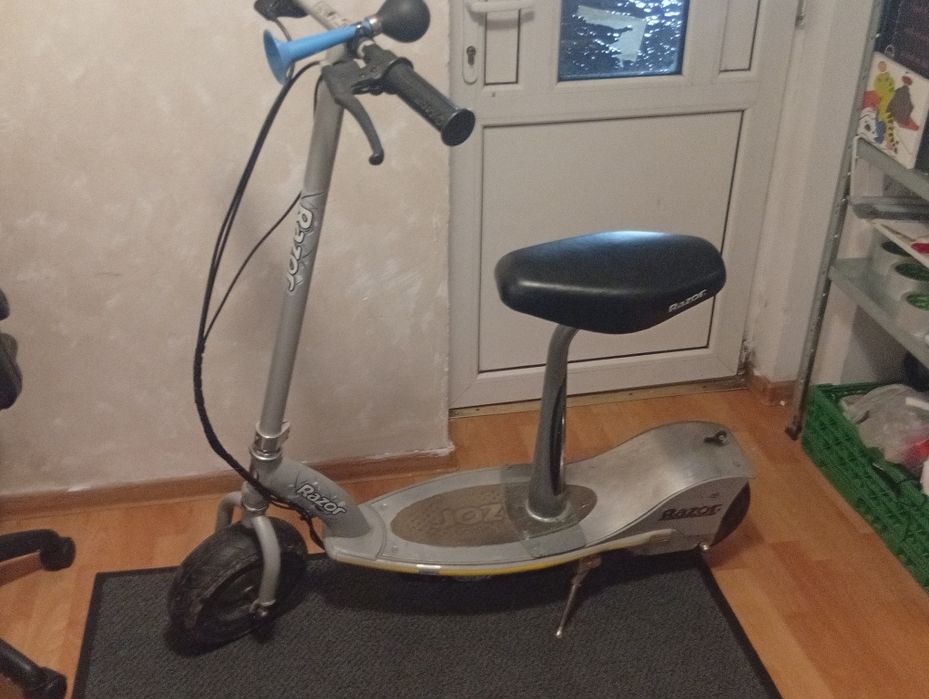 Trotineta răzor e300