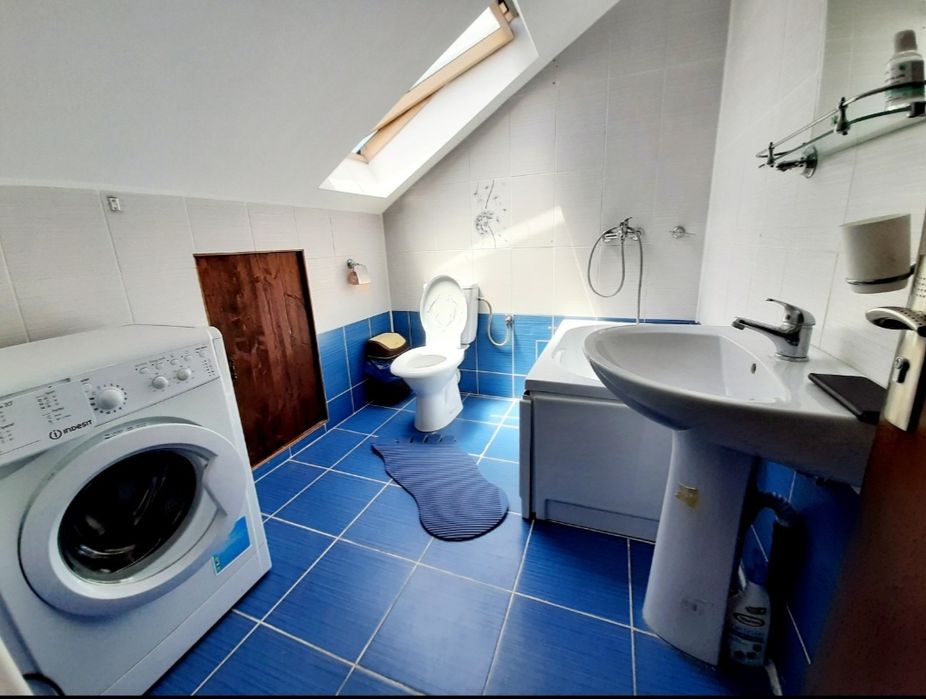 Inchiriez camera(garsoniera)pentru studenti, zona Campus Universitar -