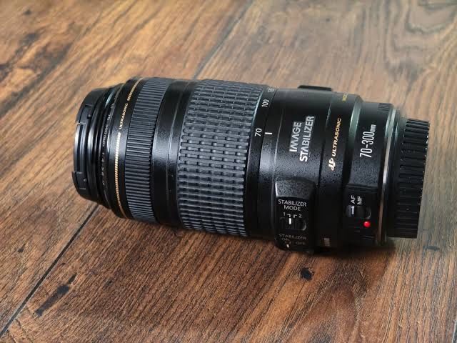Обьектив canon 70-300