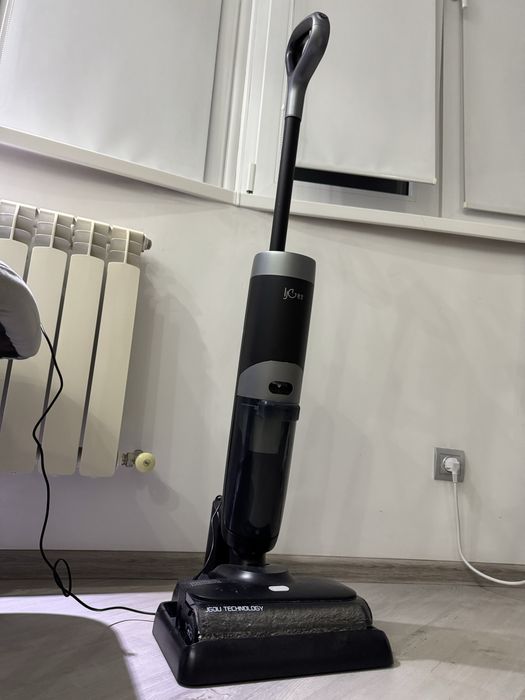 Продам Моющий пылесос с контейнером