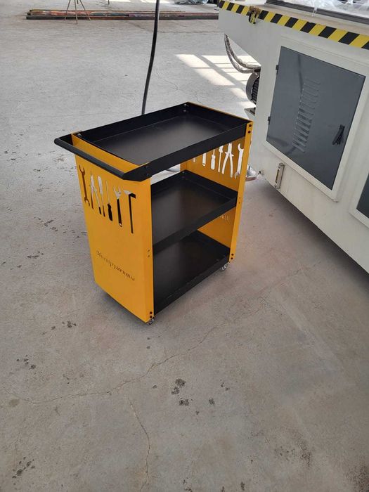 стеллаж для инструментов