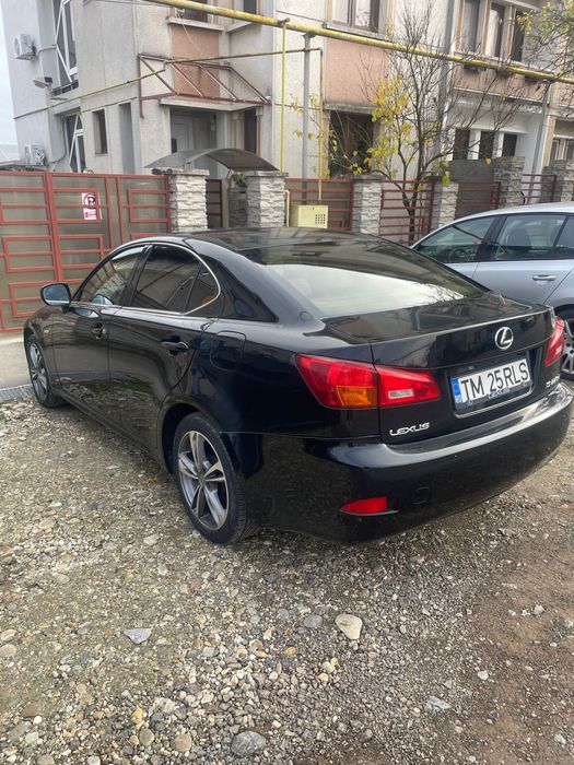 Vand Lexus is220d 2600€
