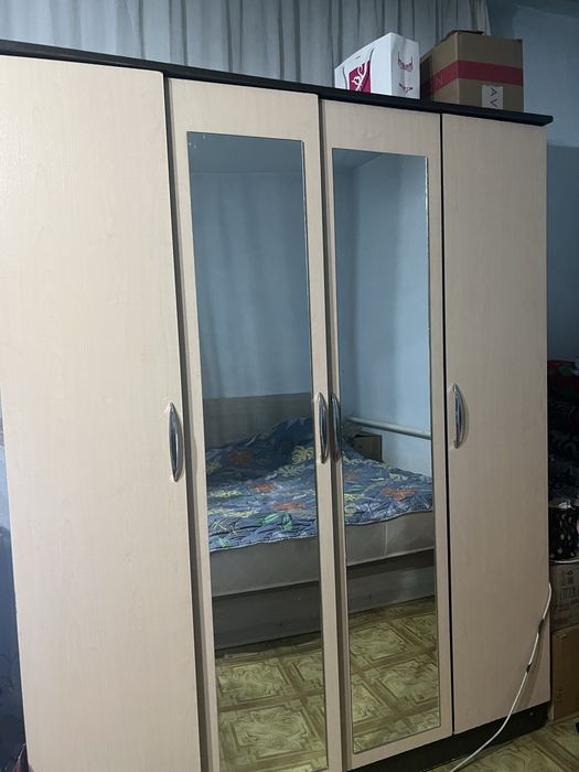 Продам Шифоньер 25000