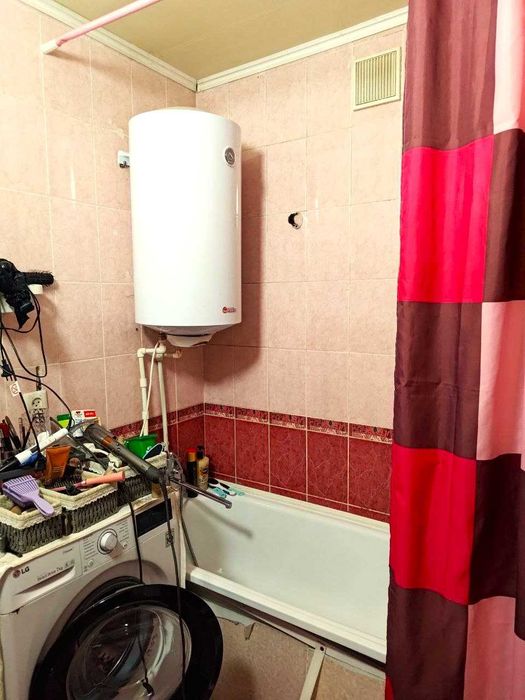 ,,, Продам 4-х комнатный ДОМ на ЖБИ