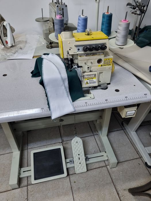 Masini cusut profesionale