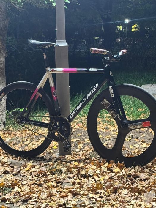 CartonPicker fixed gear