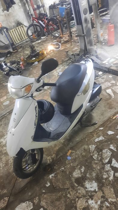 Продам скутер Honda dio