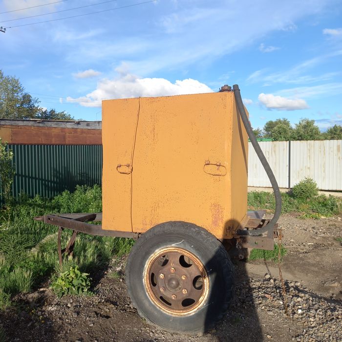 Продам прицеп заводской