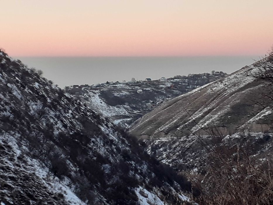 Дачу в горах продам.