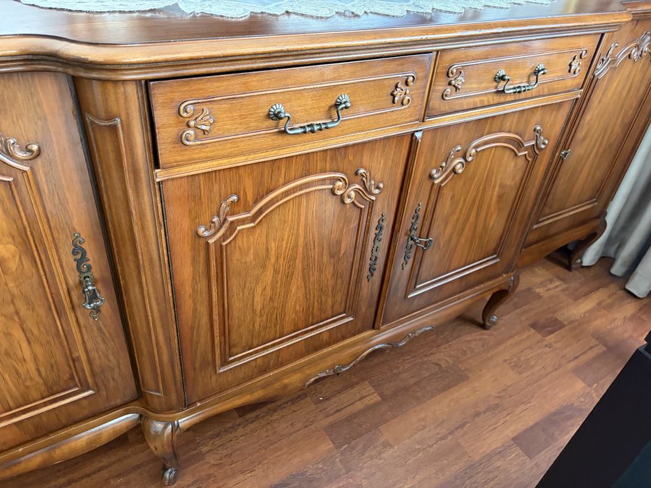 Comoda lemn masiv vintage