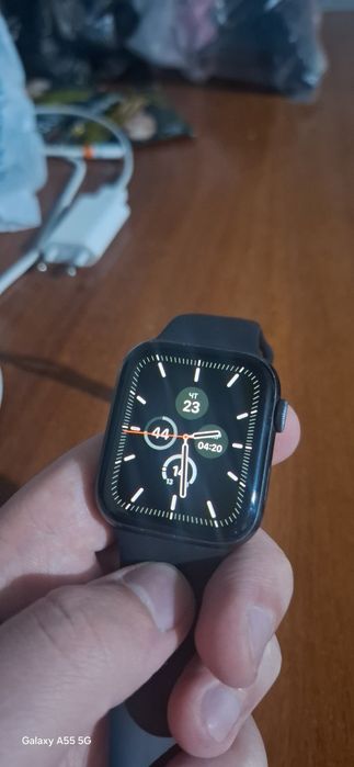 Apple watch series 5 44mm