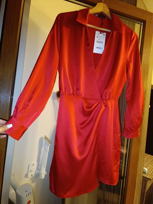 Rochiță Zara mărimea Xs.