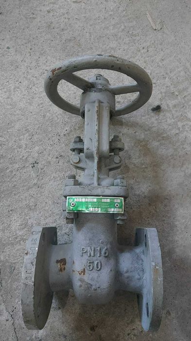 Продам задвижки чугун и сталь от д50-д250 в ассортименте