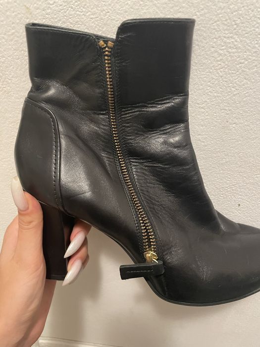 Дамски кожени боти