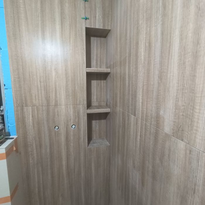 Штукатурка стен по маякам